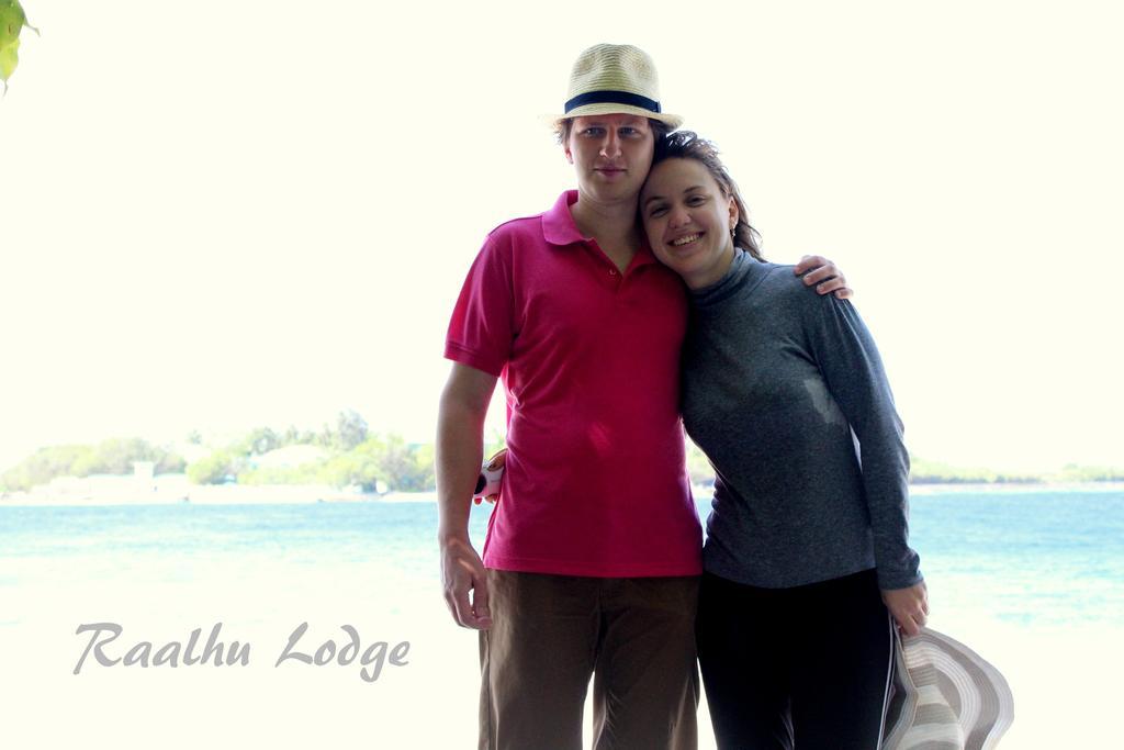 Raalhu Lodge ฮิมมาฟูชิ ภายนอก รูปภาพ