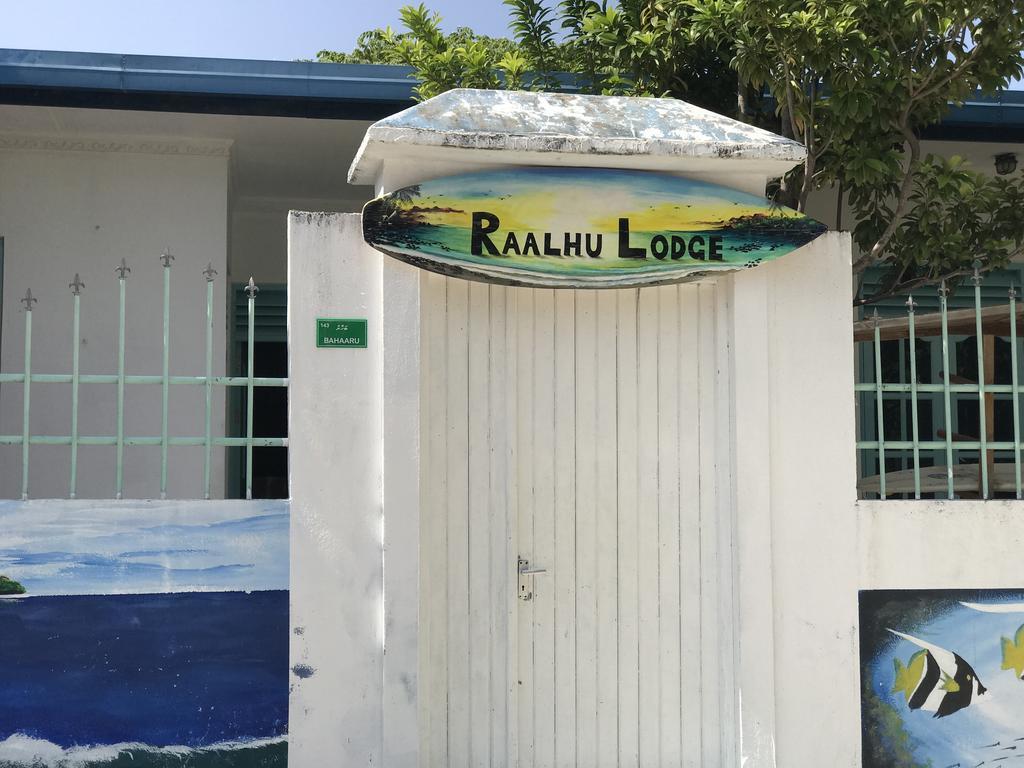 Raalhu Lodge ฮิมมาฟูชิ ภายนอก รูปภาพ